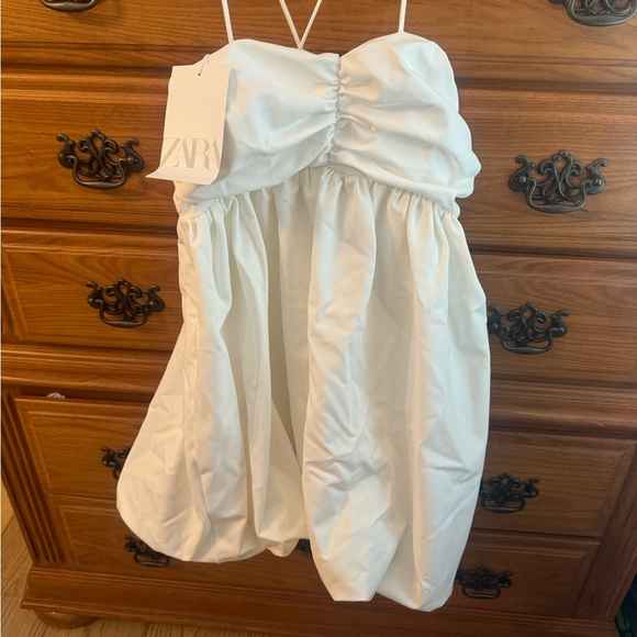 ZARA mini balloon dress - Picture 2 of 7